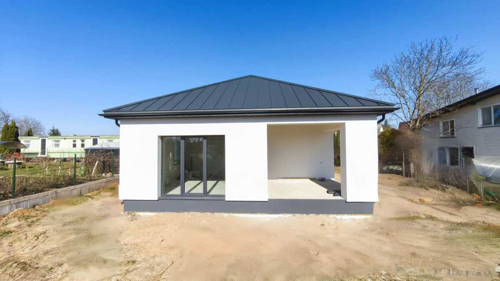 Parduodamas namas Rasos g., Rastinėnų k., Vilniaus r. sav., 80 m2 ploto, 1 aukštai 3