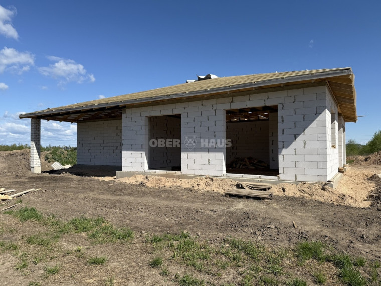 Parduodamas namas Genupio g., Raizgių k., Šiaulių r. sav., 154 m2 ploto, 1 aukštai 5