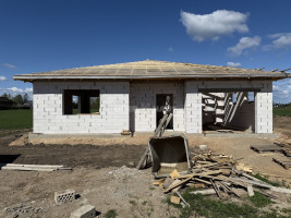Parduodamas namas Genupio g., Raizgių k., Šiaulių r. sav., 154 m2 ploto, 1 aukštai 7