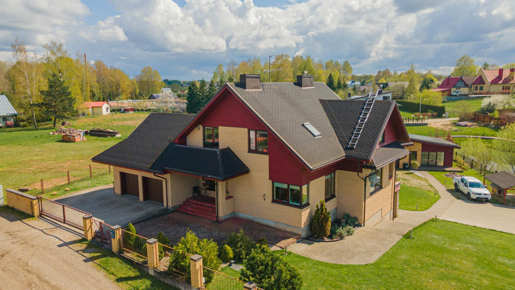 Parduodamas namas Druskininkų g., Alytaus k., Alytaus r. sav., 248 m² ploto 5 kambariai 1