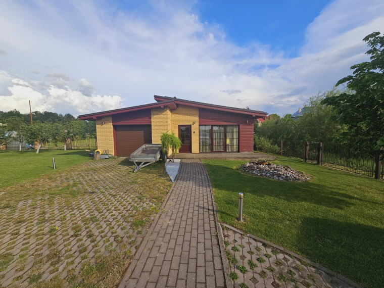 Parduodamas namas Druskininkų g., Alytaus k., Alytaus r. sav., 248 m² ploto 5 kambariai 4