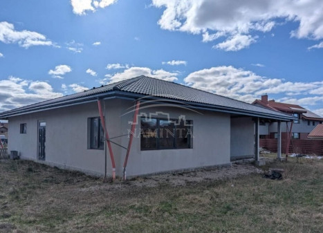 Parduodamas namas Budrikų k., Klaipėdos r. sav., 185 m2 ploto, 1 aukštai