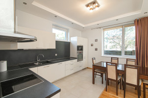 Parduodamas namas Žiedų g., Bajorai, Vilniaus m., Vilniaus m. sav., 167 m2 ploto, 2 aukštai 4