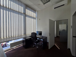 Nuomojamos administracinės patalpos Molėtų g., Didžioji Riešė, Vilniaus m., Vilniaus m. sav., 98 m2 ploto 1