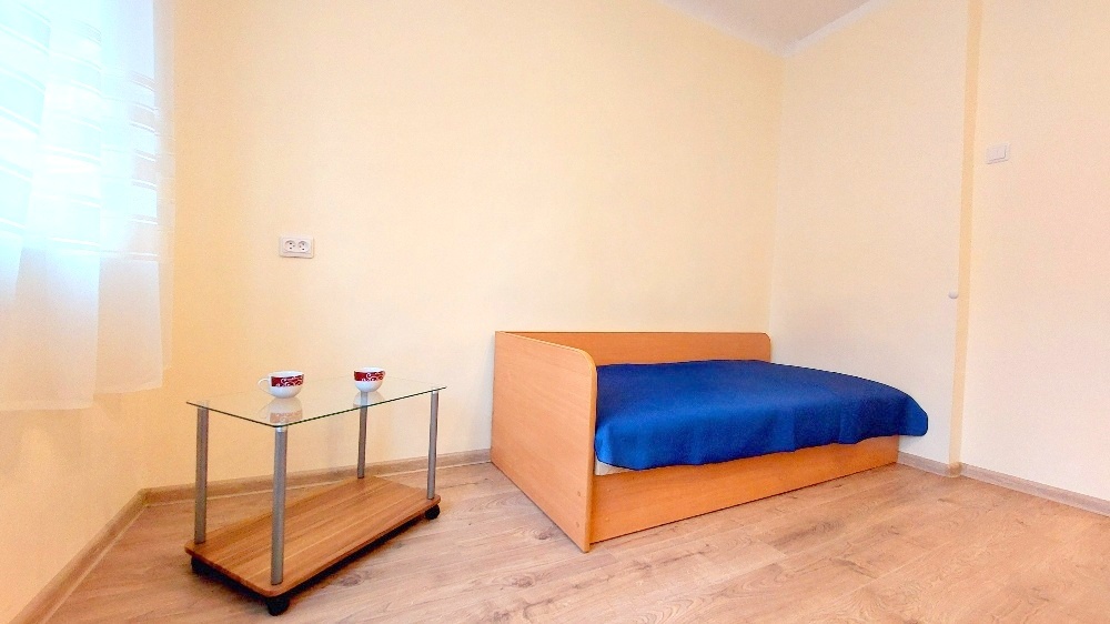 Parduodamas butas Baršausko, Kauno m., Kauno m. sav., 17 m2 ploto, 1 kambariai 6