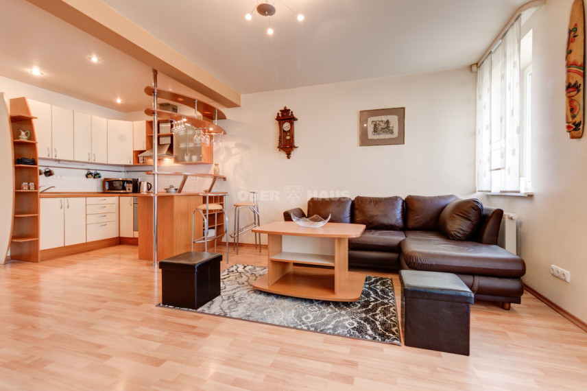 Nuomojamas butas Ulonų g., Žirmūnai, Vilniaus m., Vilniaus m. sav., 55 m2 ploto, 2 kambariai 4