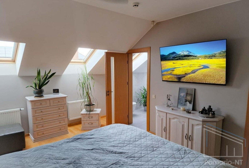 Parduodamas namas Slengių k., Klaipėdos r. sav., 230 m2 ploto, 2 aukštai 6