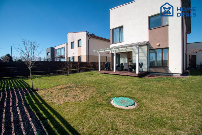 Parduodamas namas Pilaitė, Vilniaus m., Vilniaus m. sav., 209.24 m² ploto 5 kambariai 31