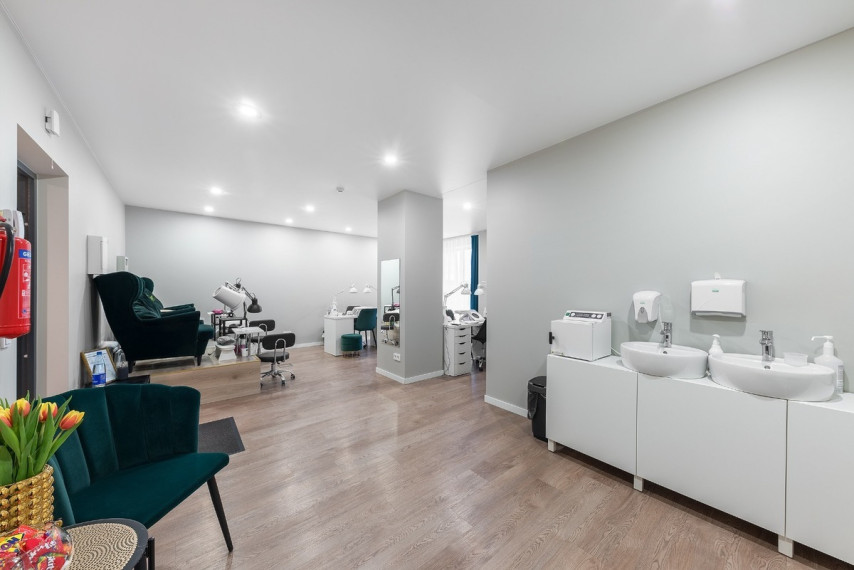 Parduodamos administracinės, kitos paskirties, paslaugų, prekybos patalpos Laisvės pr., Viršuliškės, Vilniaus m., Vilniaus m. sav., 112.07 m2 ploto 45