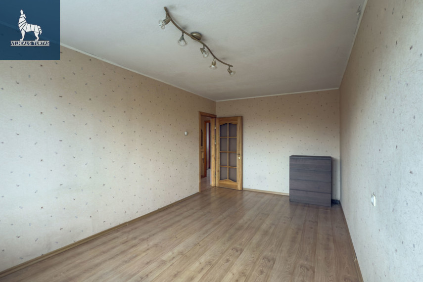 Parduodamas butas Žirmūnų g., Žirmūnai, Vilniaus m., Vilniaus m. sav., 61.23 m2 ploto, 3 kambariai 5
