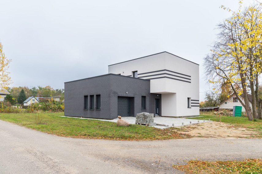 Parduodamas namas Kelmijos Sodų 85-oji g., Salininkai, Vilniaus m., Vilniaus m. sav., 157.44 m2 ploto, 2 aukštai 1