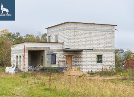 Parduodamas namas Kelmijos Sodų 85-oji g., Salininkai, Vilniaus m., Vilniaus m. sav., 157.44 m2 ploto, 2 aukštai