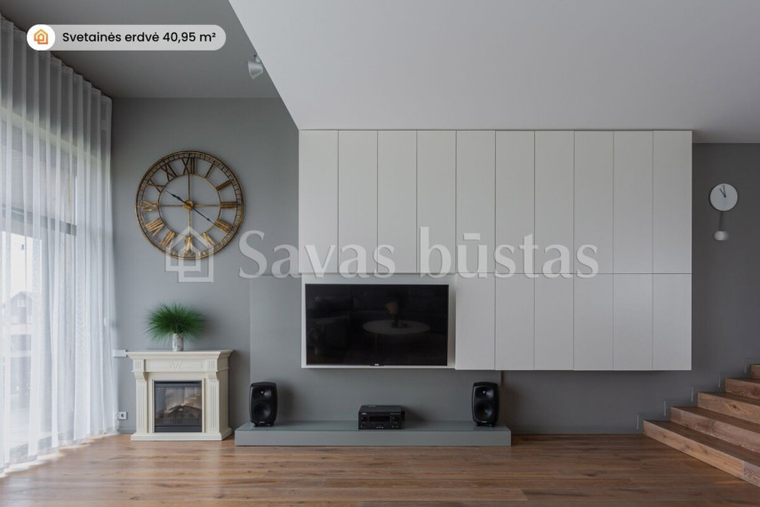 Parduodamas namas Pievų g., Raizgių k., Šiaulių r. sav., 277.13 m2 ploto, 2 aukštai 3
