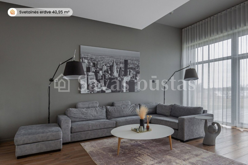 Parduodamas namas Pievų g., Raizgių k., Šiaulių r. sav., 277.13 m2 ploto, 2 aukštai 4