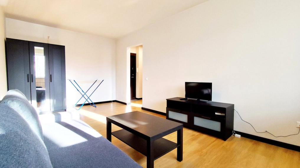 Nuomojamas butas Žirmūnų g., Žirmūnai, Vilniaus m., Vilniaus m. sav., 31 m2 ploto, 1 kambariai 4