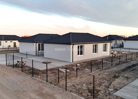 Parduodamas namas Liepų g. , Radailių k., Klaipėdos r. sav., 85 m2 ploto, 1 aukštai