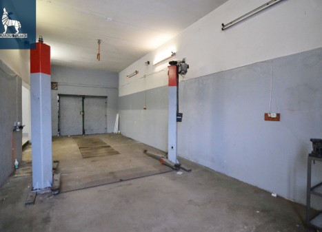 Nuomojamos gamybinės, sandėliavimo patalpos Bistryčios g., Antakalnis, Vilniaus m., Vilniaus m. sav., 175 m2 ploto