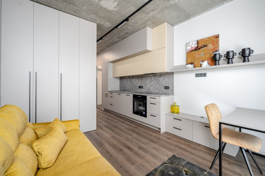 Parduodamas butas Paribio g., Žvėrynas, Vilniaus m., Vilniaus m. sav., 22.15 m2 ploto, 1 kambariai 6