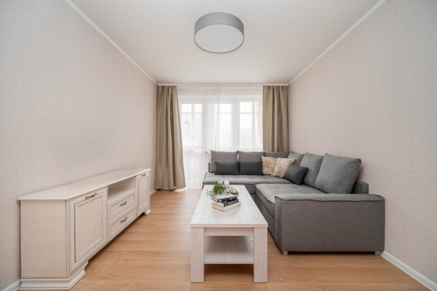 Nuomojamas butas Žirmūnų g., Žirmūnai, Vilniaus m., Vilniaus m. sav., 47.69 m2 ploto, 2 kambariai 1