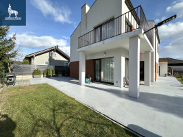 Parduodamas namas Uosių g., Valų k., Trakų r. sav., 219.47 m2 ploto, 2 aukštai 24