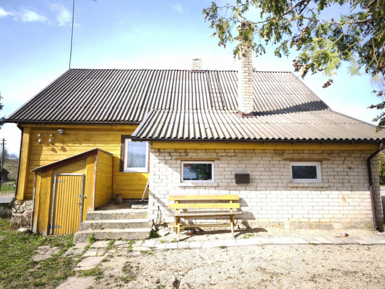 Parduodamas namas Taikos g., Pakalnių k., Utenos r. sav., 85 m² ploto 6 kambariai 3
