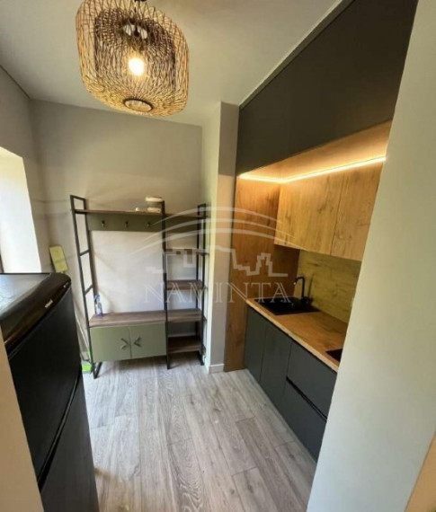 Parduodamas butas Ąžuolų g., Klaipėdos m., Klaipėdos m. sav., 22 m2 ploto, 1 kambariai 4