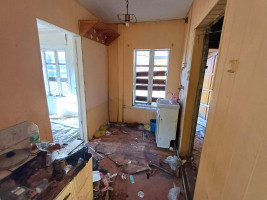 Parduodamas butas Sodų g., Žemieji Šančiai, Kauno m., Kauno m. sav., 30.65 m² ploto 3 kambariai 6