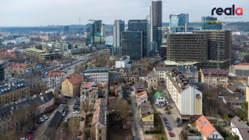 Parduodamas jaukiai, bei kokybiškai įrengtas 2 kambarių butas Šnipiškėse 19