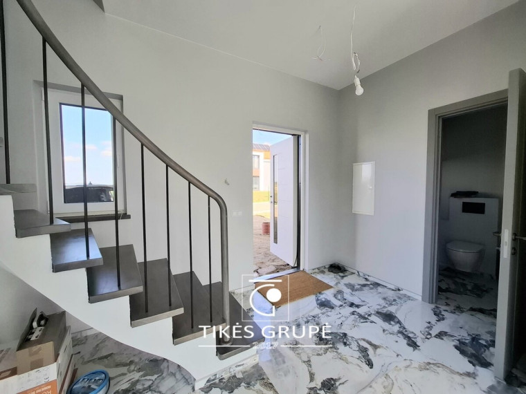 Parduodamas namas Grabių k., Klaipėdos r. sav., 107 m2 ploto, 2 aukštai 4