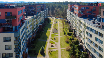 IŠNUOMOJAMAS JAUKUS IR ŠVIESUS 2 KAMBARIŲ BUTAS JONAŽOLIŲ GATVĖJE, ŠALIA BUKIŠKIŲ MIŠKO 24