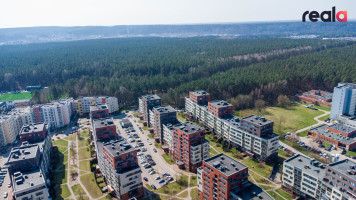IŠNUOMOJAMAS JAUKUS IR ŠVIESUS 2 KAMBARIŲ BUTAS JONAŽOLIŲ GATVĖJE, ŠALIA BUKIŠKIŲ MIŠKO 25
