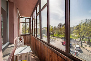 Parduodamas įrengtas butas miesto centre Smėlynės g. Panevėžyje 11