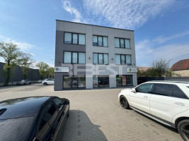 Nuomojamos administracinės, paslaugų, prekybos patalpos Žemaitės g., Centras, Šiaulių m., Šiaulių m. sav., 66 m2 ploto 1