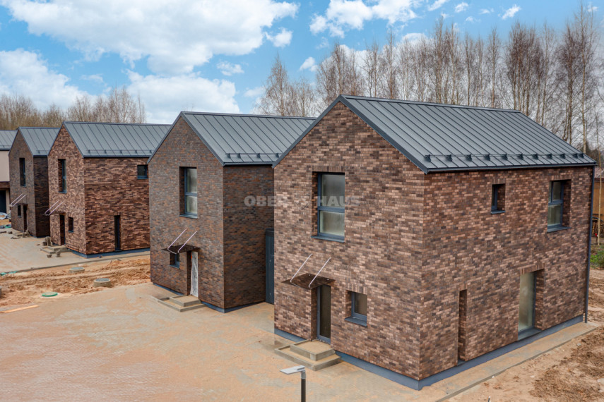 Parduodamas namas Griežlių g. , Salininkai, Vilniaus m., Vilniaus m. sav., 110 m2 ploto, 2 aukštai 2