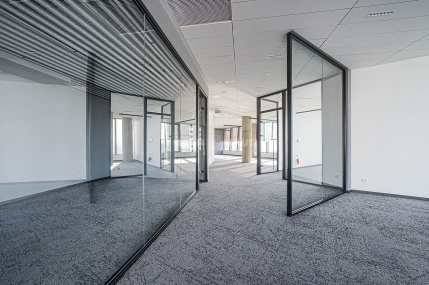 Nuomojamos administracinės patalpos Konstitucijos pr., Šnipiškės, Vilniaus m., Vilniaus m. sav., 487.15 m2 ploto 3