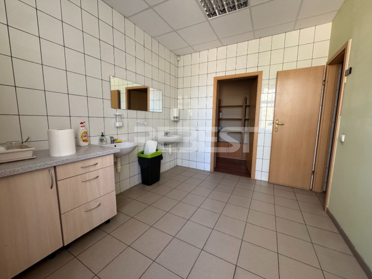Nuomojamos administracinės patalpos Vaidoto g., Gubernija, Šiaulių m., Šiaulių m. sav., 200 m2 ploto 25