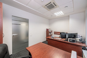 Parduodamos administracinės, paslaugų, prekybos patalpos Kernavės g., Šnipiškės, Vilniaus m., Vilniaus m. sav., 182.77 m2 ploto 25