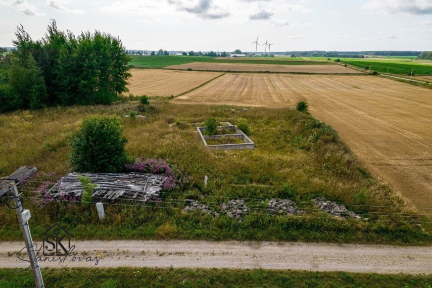 PARDUODAMAS 87.56 ARŲ SKLYPAS KIAULEIKIŲ K., KALVIO G. 15 3