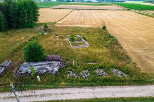 PARDUODAMAS 87.56 ARŲ SKLYPAS KIAULEIKIŲ K., KALVIO G. 15 16