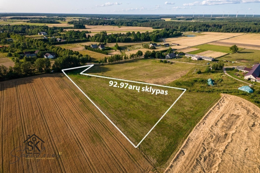PARDUODAMAS 92.97 ARŲ ŽEMĖS ŪKIO PASKIRTIES SKLYPAS MACIKŲ K. 1