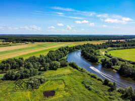 PRIE MINIJOS UPĖS PARDUODAMAS 72 ARŲ SKLYPAS SAKŪČIŲ KAIME 2
