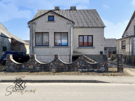 PARDUODAMA NAMO DALIS SU 3.75 ARŲ ŽEMĖS SKLYPU ŠILUTĖS MIESTE, NIDOS G. 5 23