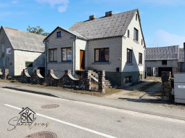 PARDUODAMA NAMO DALIS SU 3.75 ARŲ ŽEMĖS SKLYPU ŠILUTĖS MIESTE, NIDOS G. 5 26