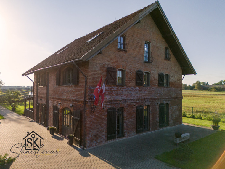 ŠALIA MINIJOS UPĖS PARDUODAMAS UNIKALUS NAMAS SU 23.81 ARŲ ŽEMĖS SKLYPU GROPIŠKIŲ K., F. ŠRĖDERIO G. 21 40