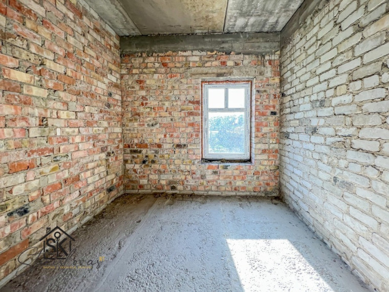 IŠSKIRTINĖJE VIETOJE PARDUODAMOS ERDVIOS PATALPOS LIETUVININKŲ G. 2, ŠILUTĖJE 8