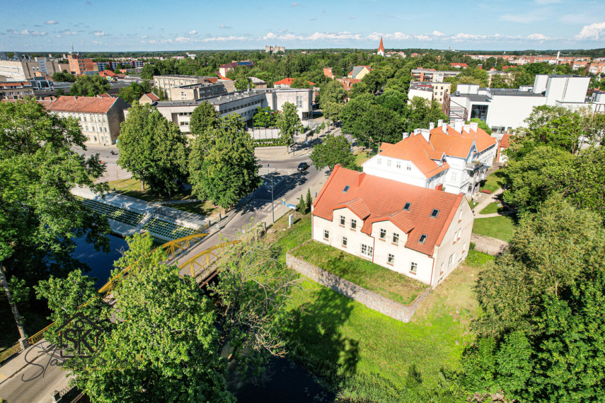 IŠSKIRTINĖJE VIETOJE PARDUODAMOS ERDVIOS PATALPOS LIETUVININKŲ G. 2, ŠILUTĖJE 17