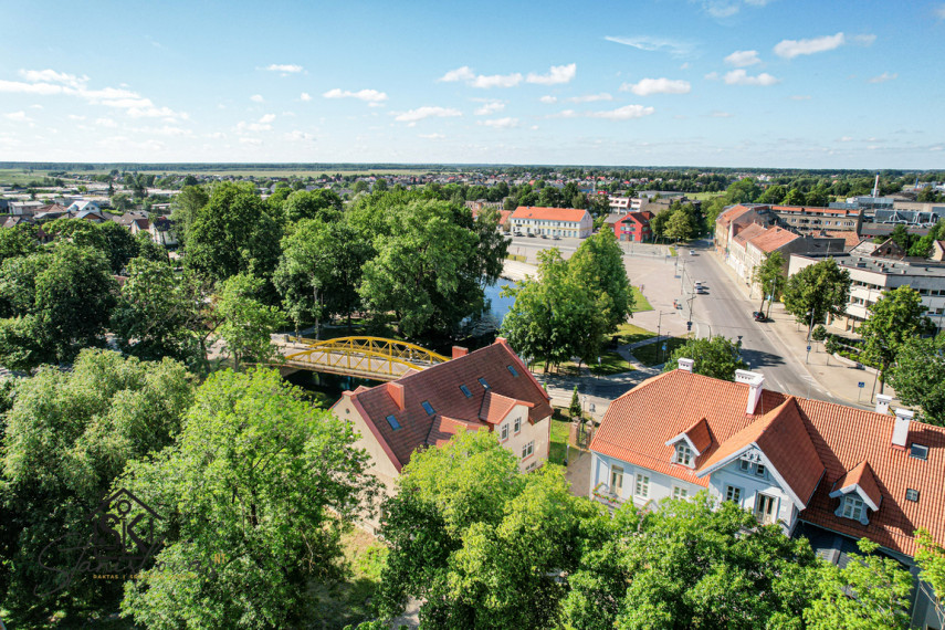 IŠSKIRTINĖJE VIETOJE PARDUODAMOS ERDVIOS PATALPOS LIETUVININKŲ G. 2, ŠILUTĖJE 27