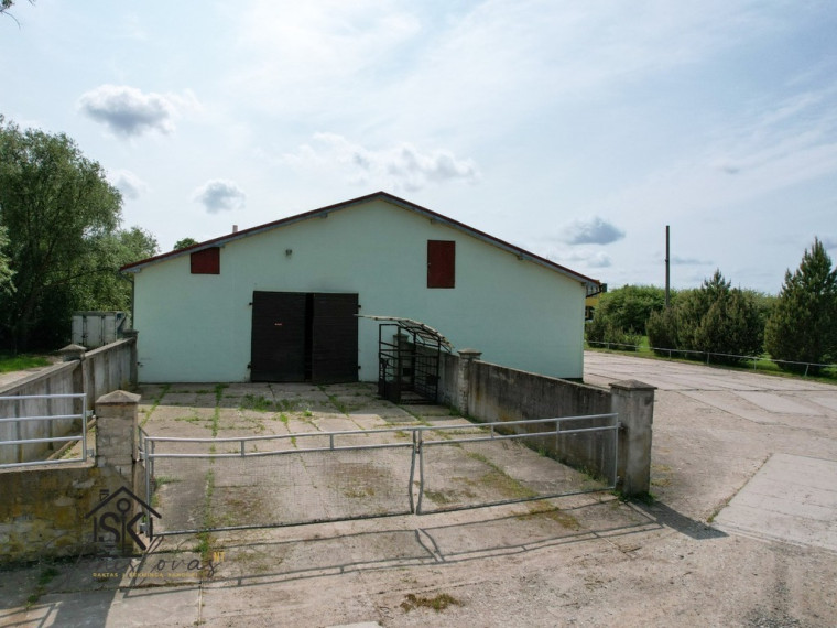 PARDUODAMAS 330.36 KV.M. PASTATAS ŠILUTĖS R. SAV., GARDAMO K., PIRTIES G. 2 12