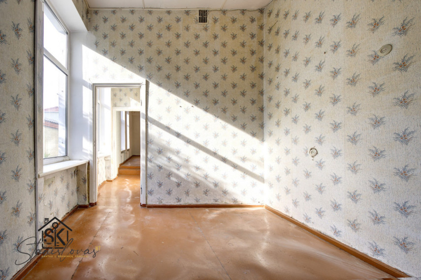 PARDUODAMAS PASTATAS ŠILUTĖS MIESTE - ANTSTOLIŲ KONTORA, M. JANKAUS G. 4 30