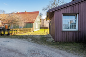 PARDUODAMAS BUTAS NETOLI NEMUNO (ATMATOS) UPĖS - RUSNĖS MIESTELYJE 26